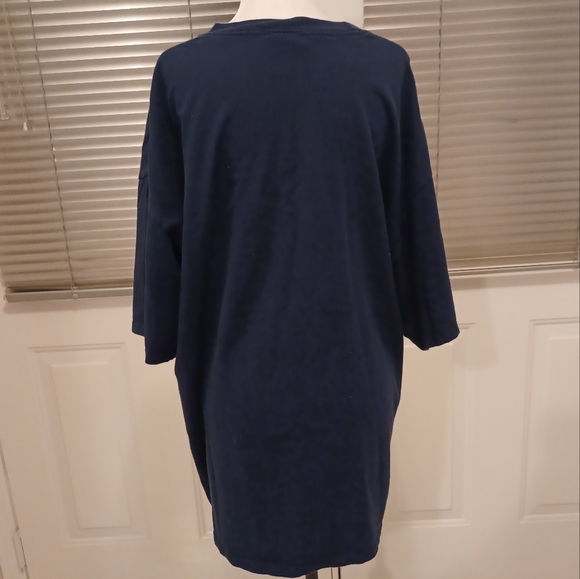 4/$60 Navy Adidas Tee - Size XL - Picture 4 of 6